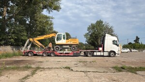 Transport niskopodwoziowy i ponadnormatywny maszyn rolniczych i budowlanych