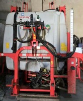 Opryskiwacz zawieszany Maschio Gaspardo 1200 litrów