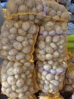 Ziemniaki Vineta pakowane po 15 kg cena do ustalenia w zależności od ilości.