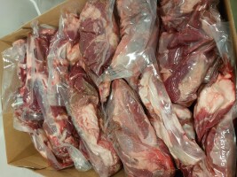Mrożone łopatki bez kości z kozy, pakowane IVP i karton ok.20kg. Zainteresowanych zapraszam do kontaktu.